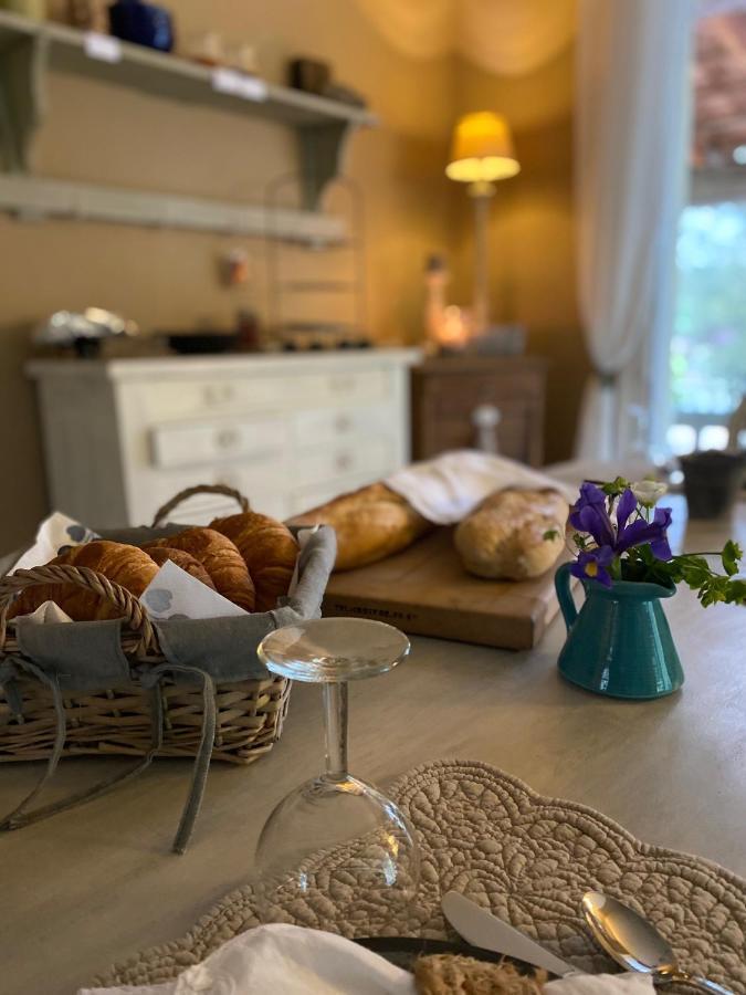 Entrecasteaux L'Eveil En Provence B&B 외부 사진