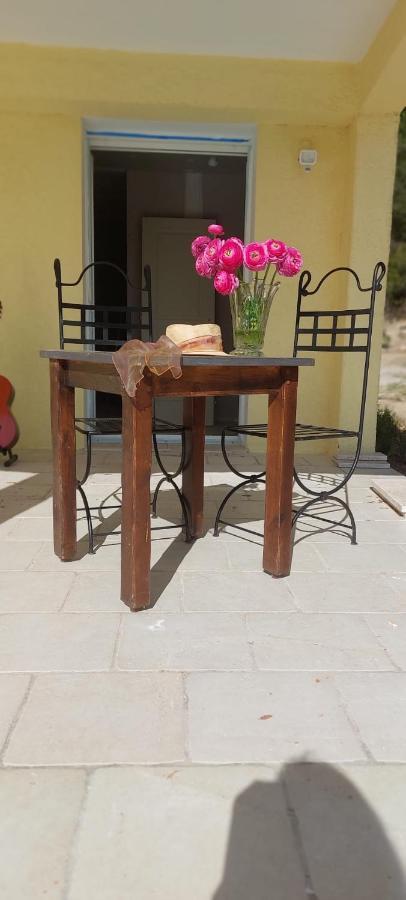 Entrecasteaux L'Eveil En Provence B&B 외부 사진