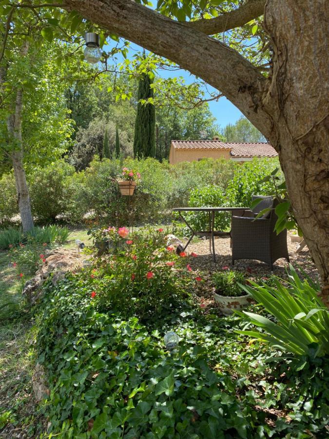 Entrecasteaux L'Eveil En Provence B&B 외부 사진