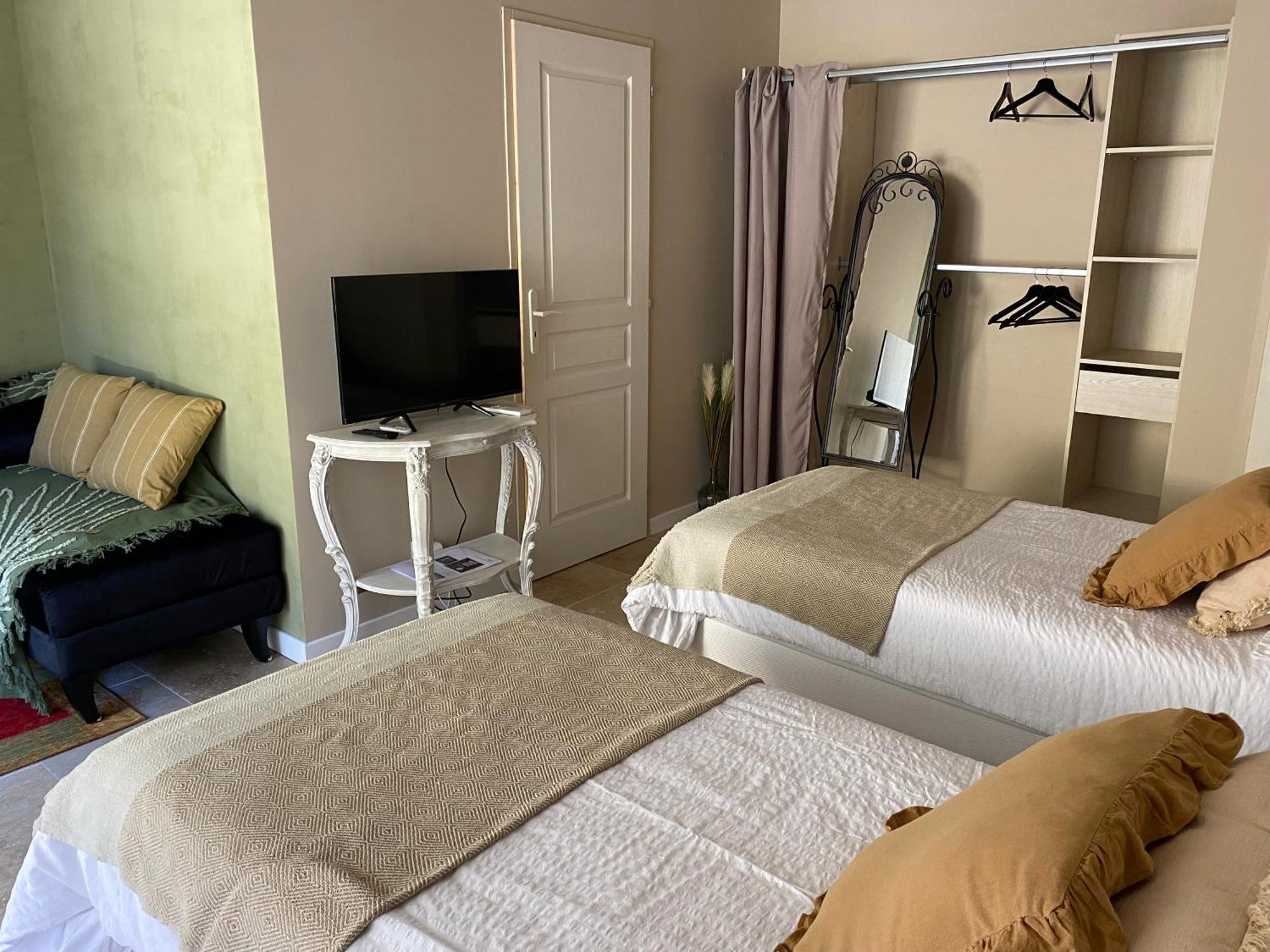Entrecasteaux L'Eveil En Provence B&B 외부 사진